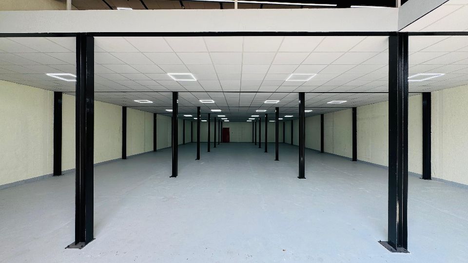 6,100 Sqft Warehouse with Mezzanine Floor for Rent in Al Quoz  | RGEstate UAE
