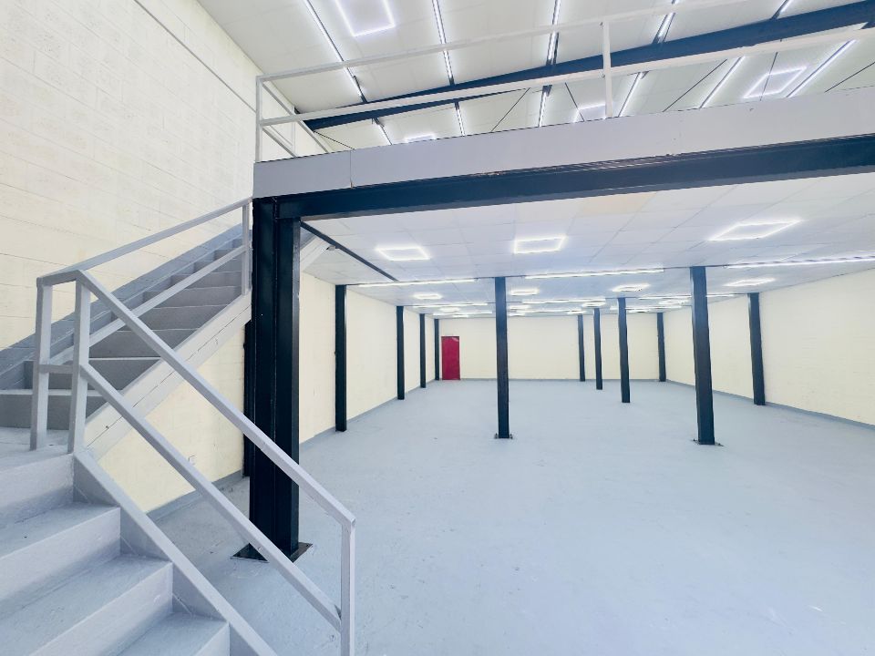 3,750 Sqft Warehouse With Mezzanine Floor For Rent In Ras Al Khor  | RGEstate UAE