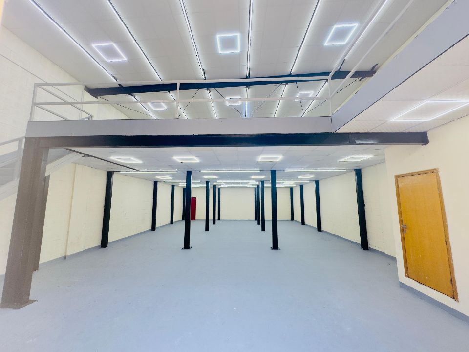 3,750 Sqft Warehouse With Mezzanine Floor For Rent In Ras Al Khor  | RGEstate UAE