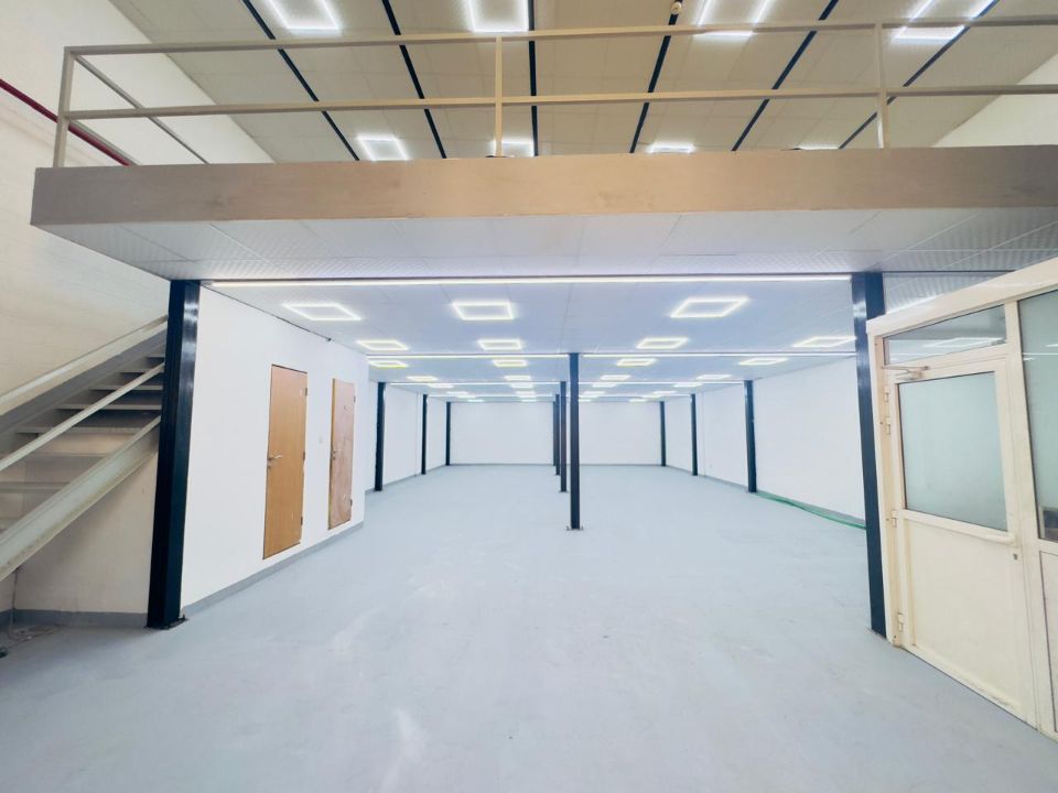 3,750 Sqft Warehouse With Mezzanine Floor For Rent In Ras Al Khor  | RGEstate UAE