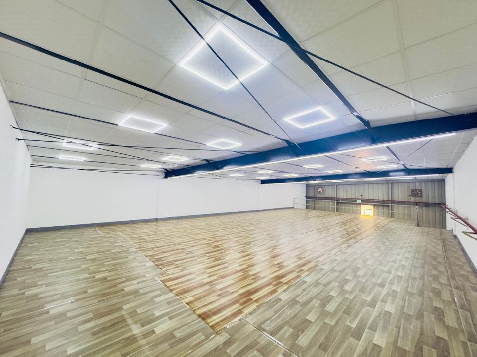 3,750 Sqft Warehouse With Mezzanine Floor For Rent In Ras Al Khor  | RGEstate UAE