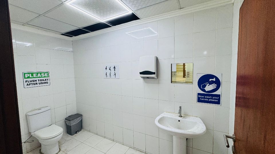 7,757 Sqft Warehouse with Mezzanine Floor for Rent in Al Quoz  | RGEstate UAE