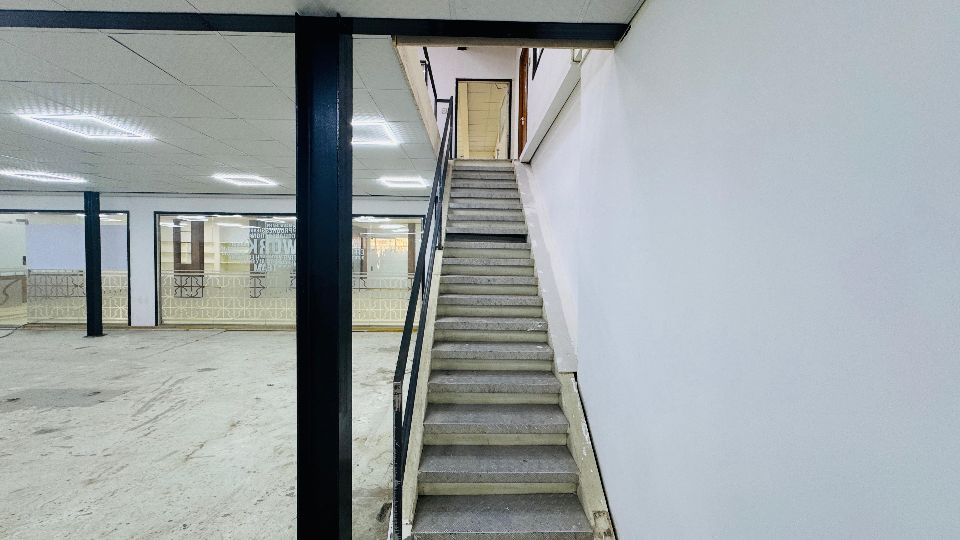 7,757 Sqft Warehouse with Mezzanine Floor for Rent in Al Quoz  | RGEstate UAE