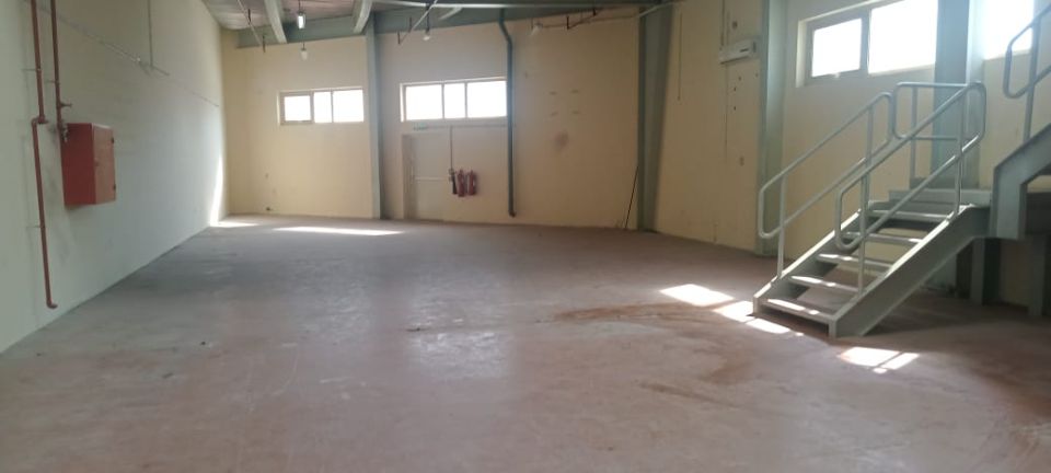 4,950 Sqft Warehouse with Mezzanine Floor for Rent in Al Quoz  | RGEstate UAE