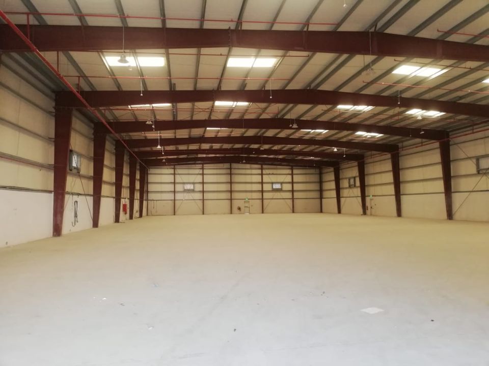 Independent 86,000 Sq Ft Warehouse with Office for Rent in Al Quoz Industrial Area, Dubai  | RGEstate UAE