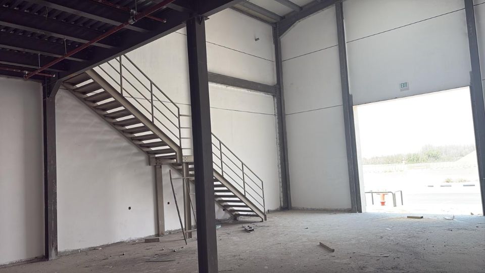 Freehold 16,000 Sq Ft Brand New Warehouse with Mezzanine Floor for Sale – Sajja, Sharjah  | RGEstate UAE
