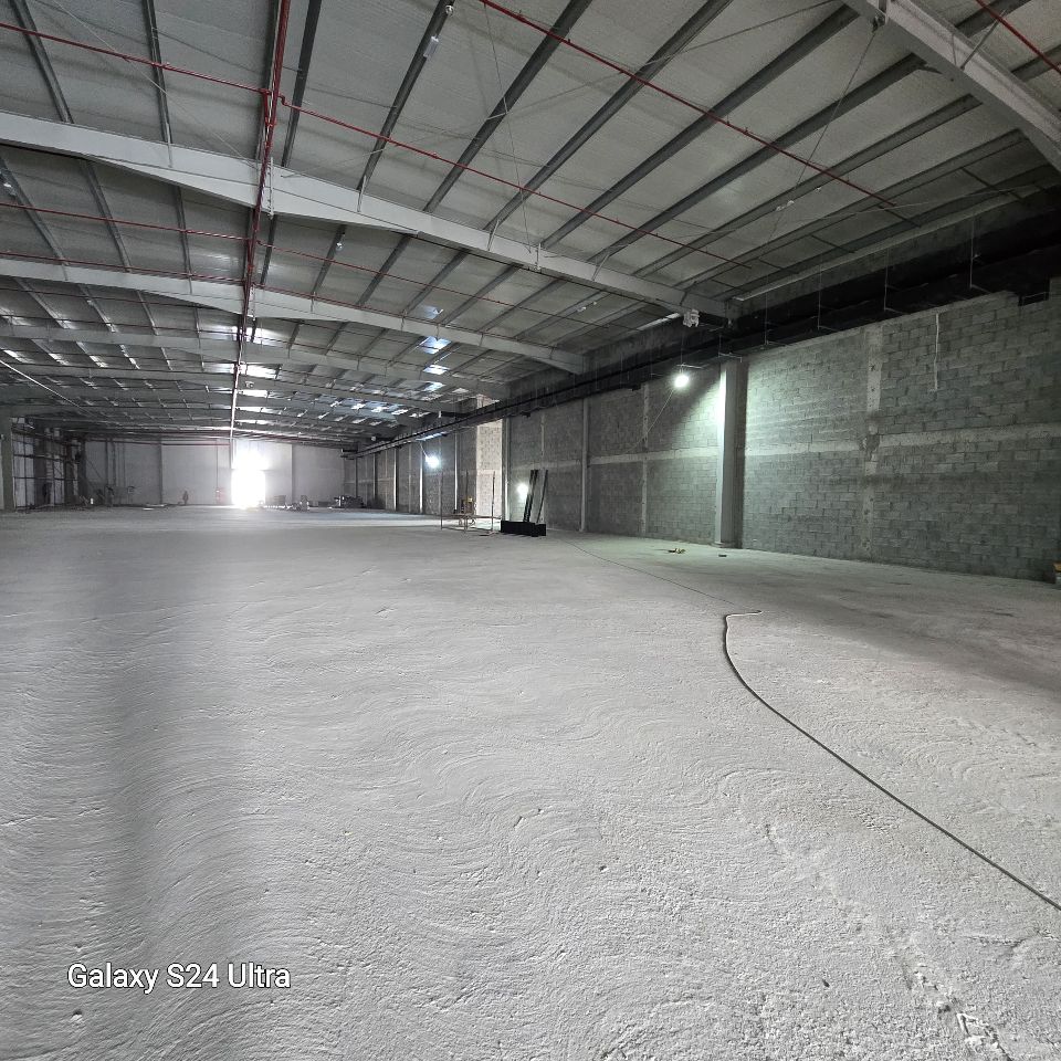 85,000 sqft Plot 42,000 sqft Showroom and Hypermarket For Rent in DIC  | RGEstate UAE