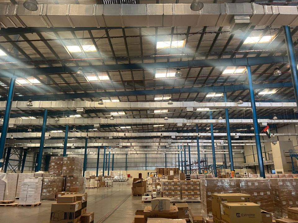 210,000 sqft Plot and 185,000 sqft Warehouse For Sale in JAFZA  | RGEstate UAE