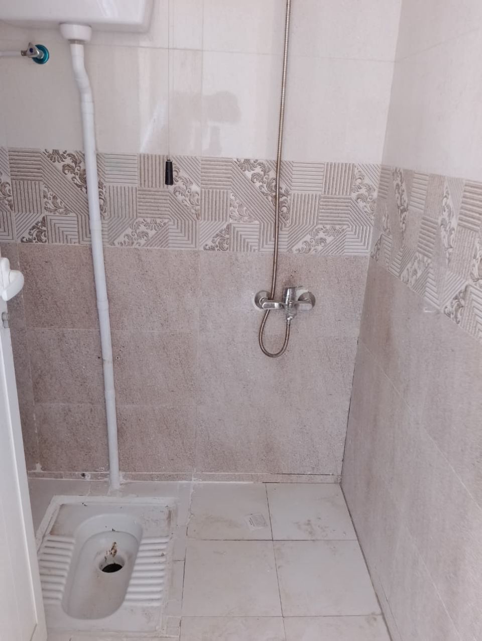 42,000 Sq.Ft Industrial Land with Shed, Office & Labour Rooms for Rent in Umm Al Quwain  | RGEstate UAE