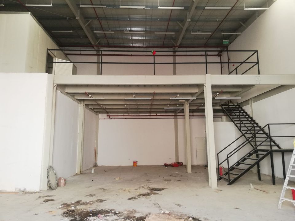 3,500 Sq. Ft. Warehouse with Mezzanine Floor for Rent in Sajja – Sharjah  | RGEstate UAE