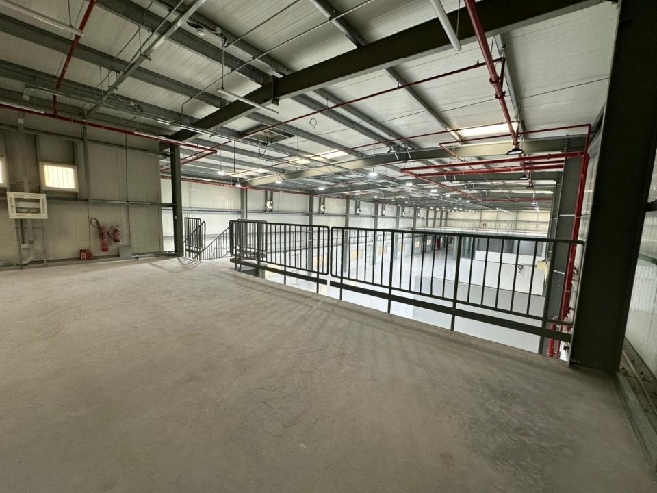 Freehold 18,565 Sq. Ft. Brand New Warehouse with Mezzanine Floor for Sale in Nadd Al Hammar, Dubai  | RGEstate UAE